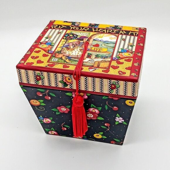 Mary Engelbreit Keepsake Gift Box - Picture 1 of 8